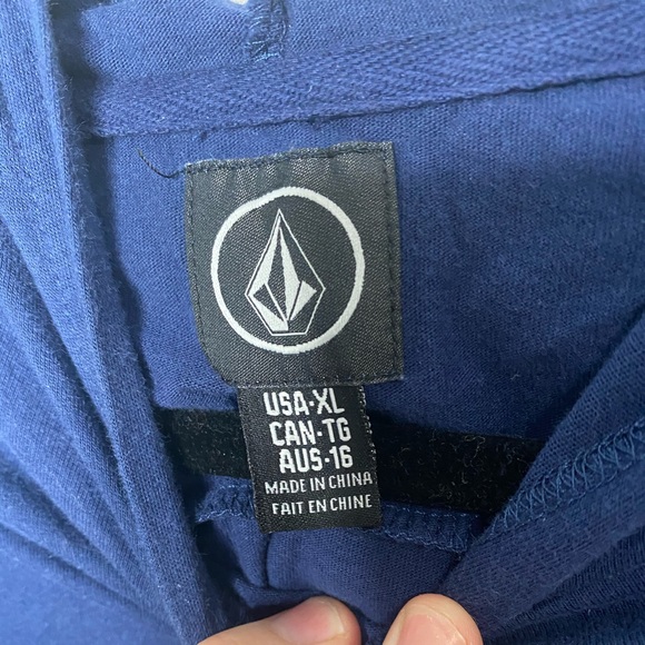 Men’s Volcom Hooded T-Shirt Size XL - Picture 3 of 4